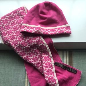 Coach hat and scarf set